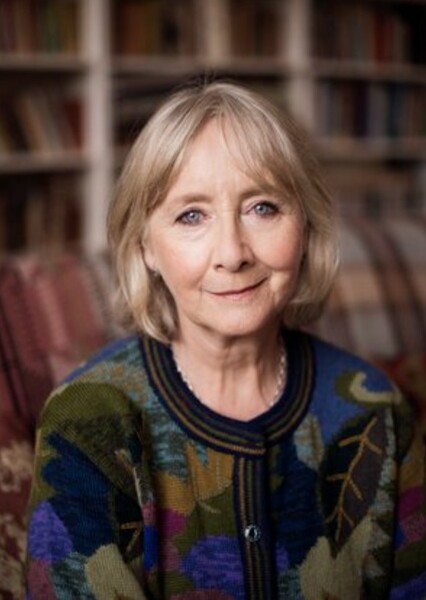 Gemma Jones photo