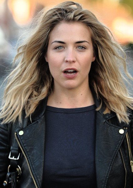 Gemma Louise Atkinson photo