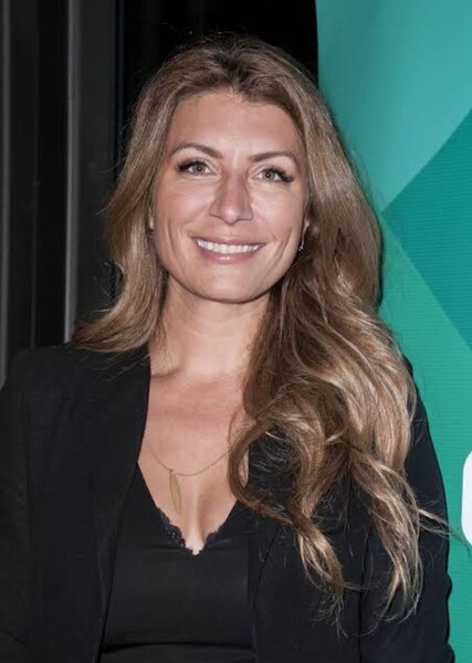 Genevieve Gorder photo