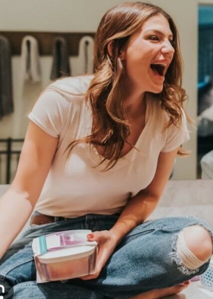 Genevieve Padalecki photo