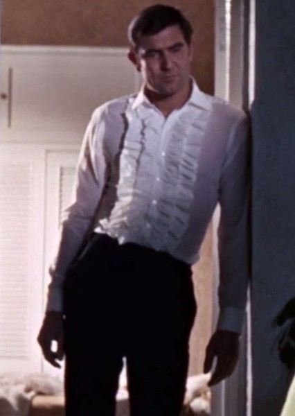 George Lazenby photo