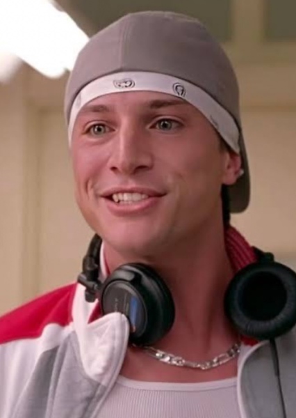 George Logan (Scary Movie 3)