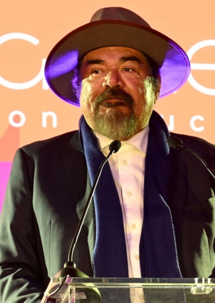 George Lopez photo
