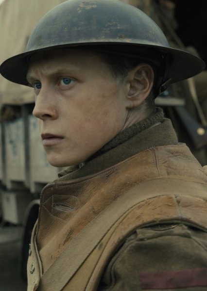 George MacKay photo