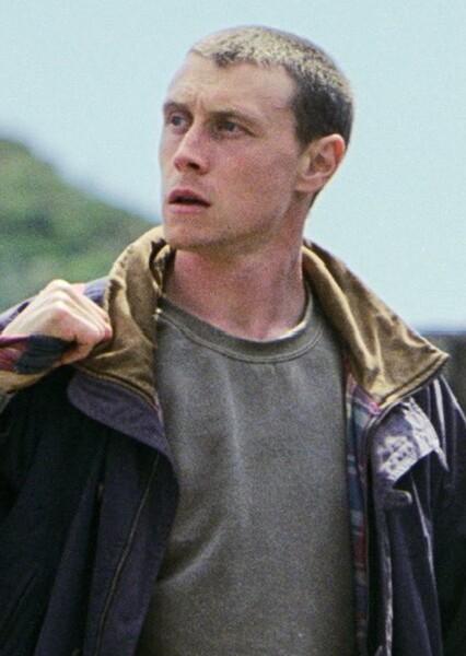 George MacKay photo