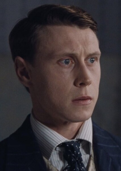 George MacKay photo