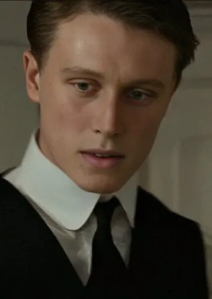 George MacKay photo
