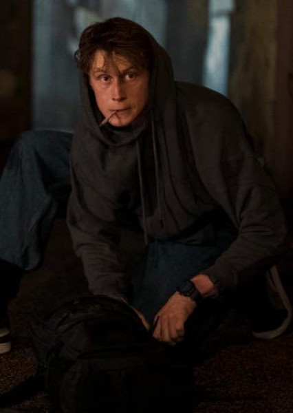 George MacKay photo