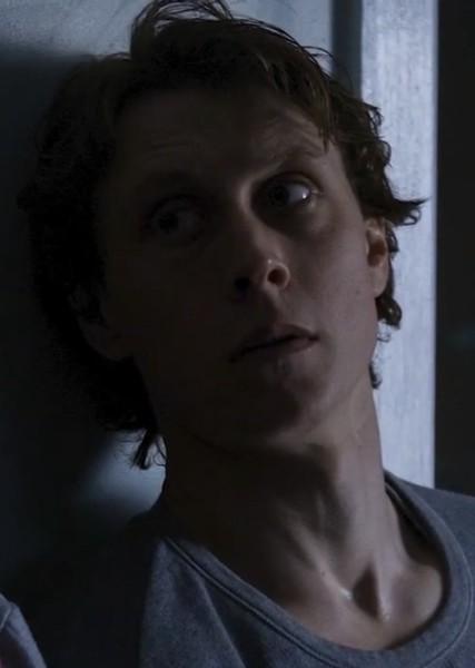 George MacKay photo