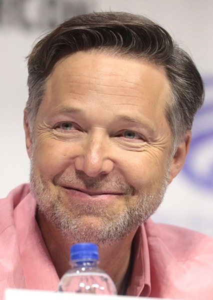 George Newbern (Superman actor) photo