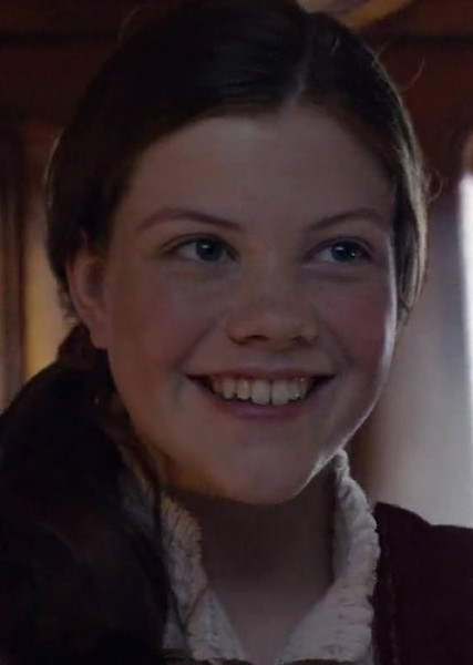 Georgie Henley photo
