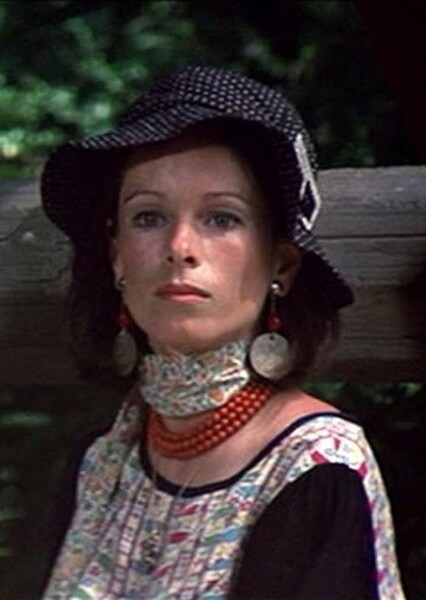 Geraldine Chaplin photo