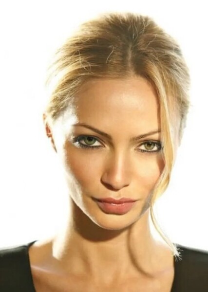 Gia Skova photo