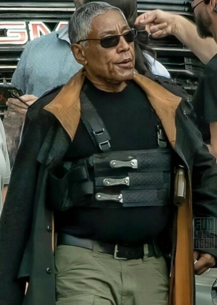 Giancarlo Esposito photo