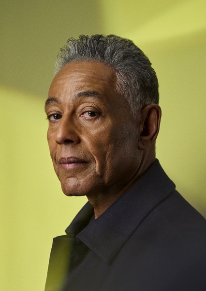 Giancarlo Esposito photo