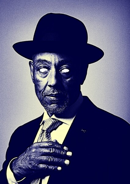 Giancarlo Esposito photo