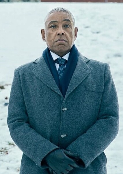 Giancarlo Esposito photo