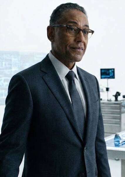 Giancarlo Esposito photo