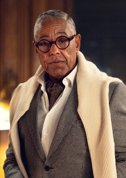 Giancarlo Esposito photo