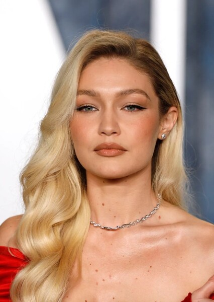 Gigi Hadid photo