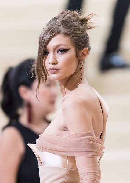 Gigi Hadid photo