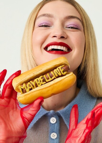Gigi Hadid photo