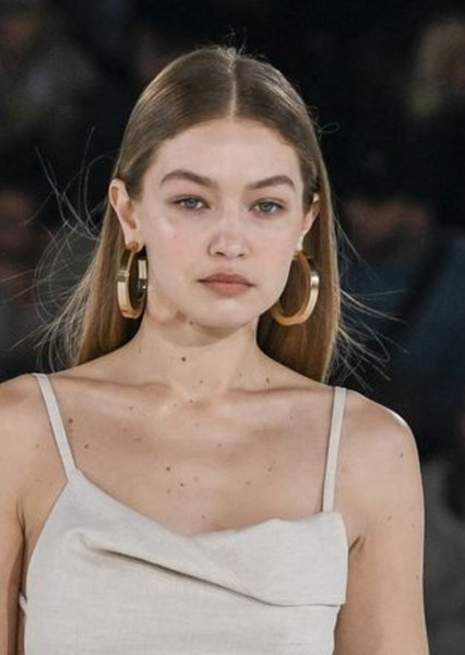 Gigi Hadid photo