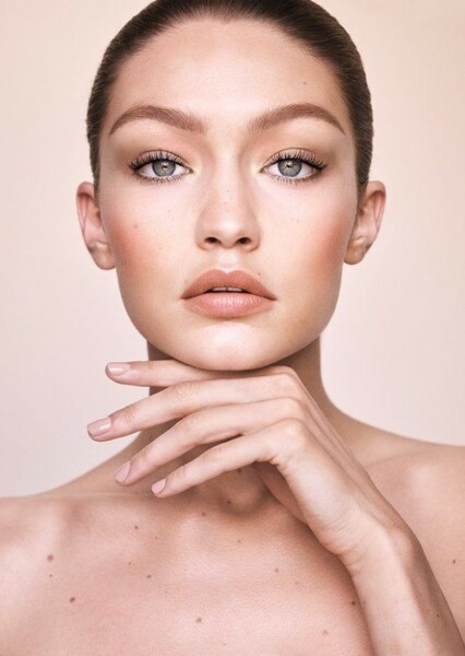 Gigi Hadid photo