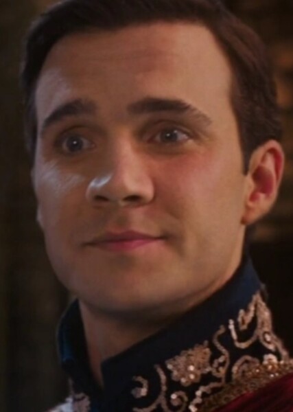 Gil McKinney photo