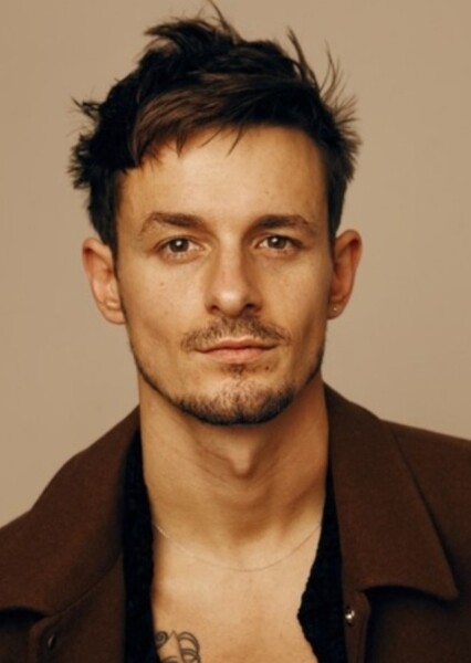 Giles Matthey photo