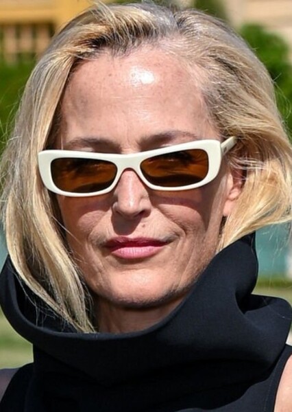 Gillian Anderson photo