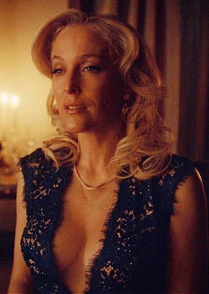 Gillian Anderson photo
