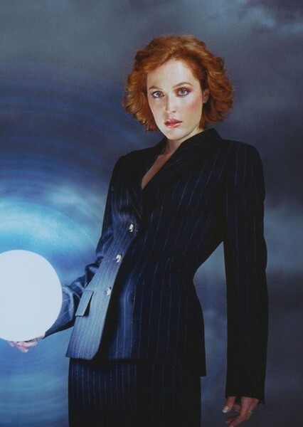 Gillian Anderson photo