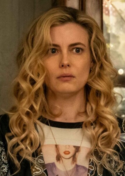 Gillian Jacobs photo