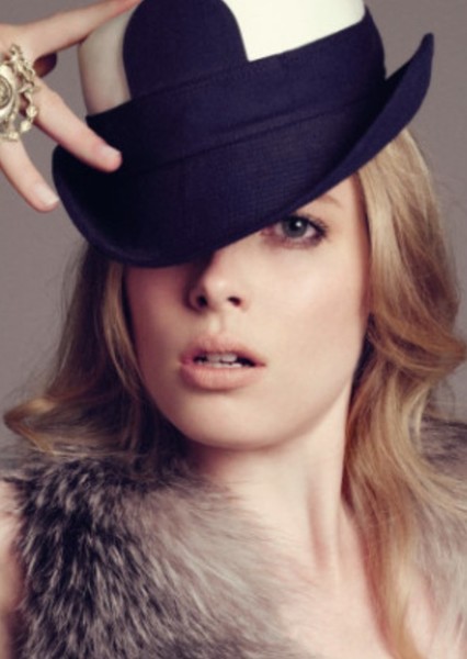 Gillian Jacobs photo