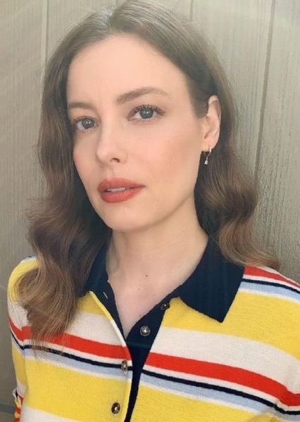 Gillian Jacobs photo