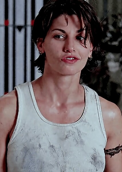Gina Gershon