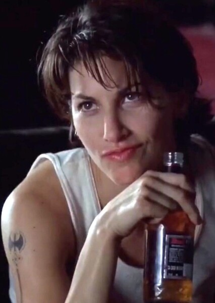 Gina Gershon
