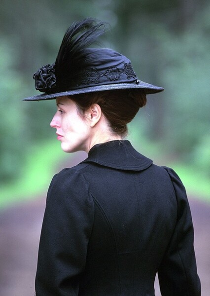 Gina McKee