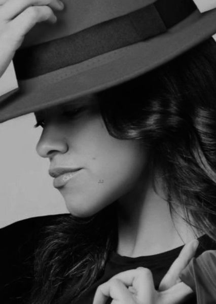 Gina Rodriguez photo