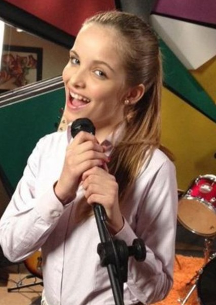Giovanna Chaves photo