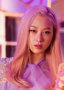 Giselle (Aeri Uchinaga) Photo on myCast - Fan Casting Your Favorite Stories