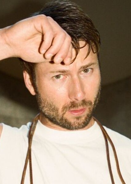 Glen Powell photo