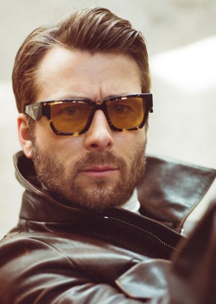 Glen Powell
