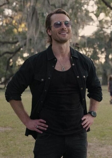 Glen Powell