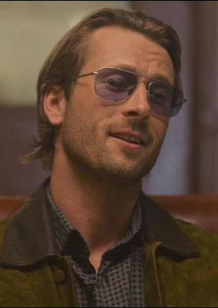 Glen Powell