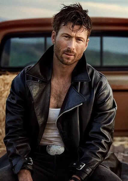 Glen Powell photo