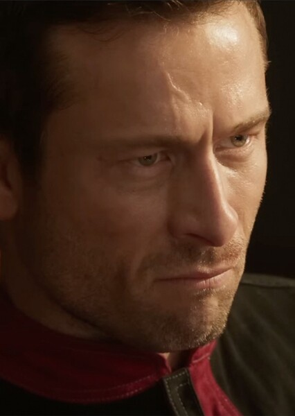 Glen Powell photo