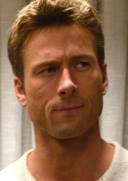 Glen Powell photo