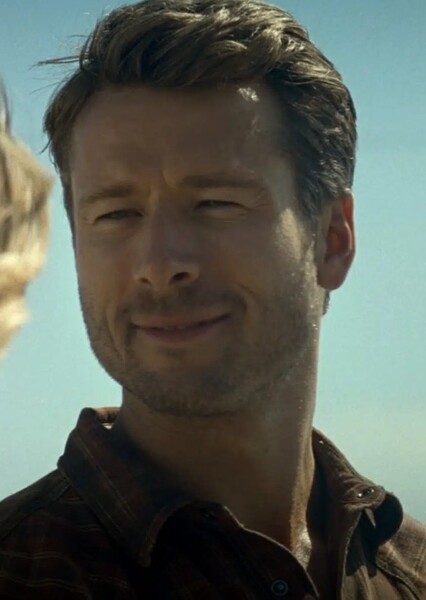 Glen Powell photo